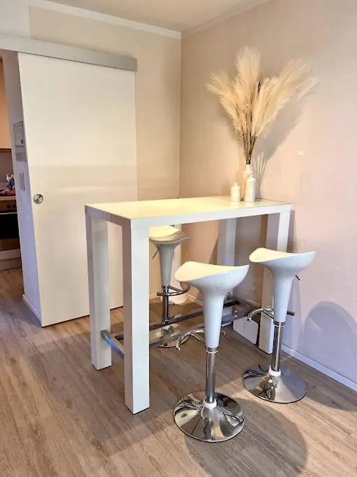 Stylish Studio Apartment With Beautiful Balcony Ingolstadt Germany